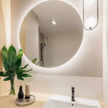 The interior is inspired by the japanese style