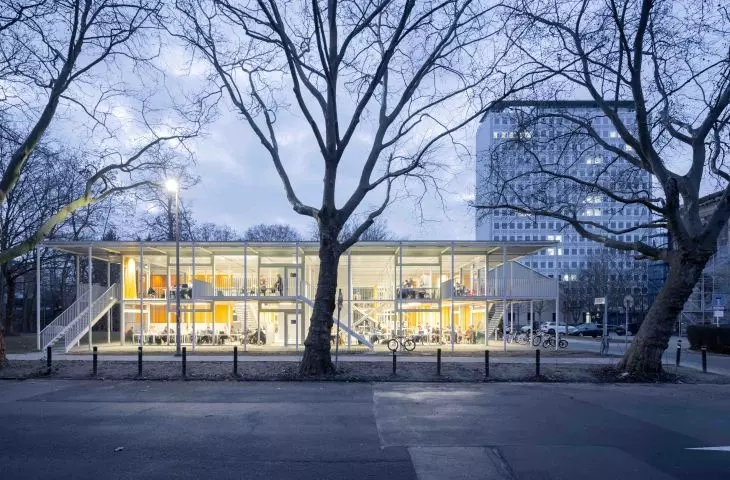 Student pavilion on the campus of the Technical University of Braunschweig (designed by Gustav Düsing & Max Hacke), Germany