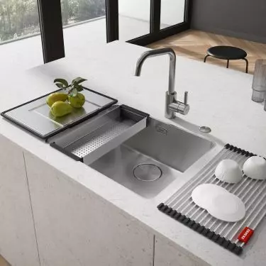 Mythos steel sink with accessories
