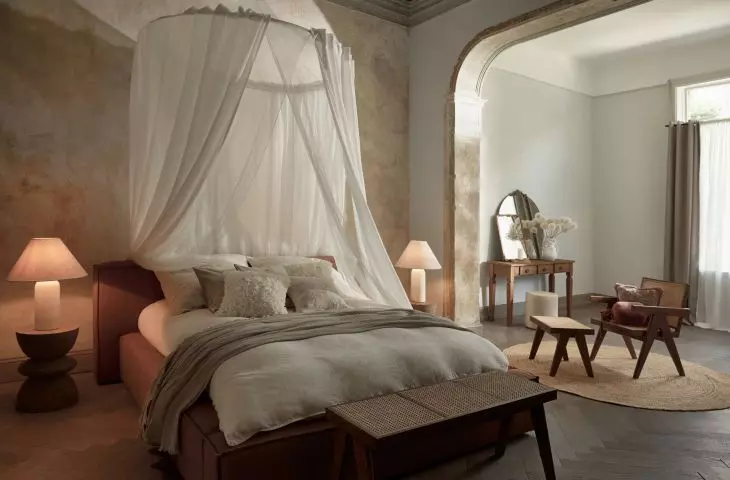 Use a canopy to create a romantic atmosphere