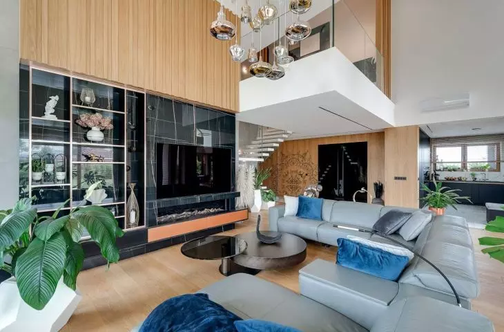 In the lounge area you will find a large gray sofa