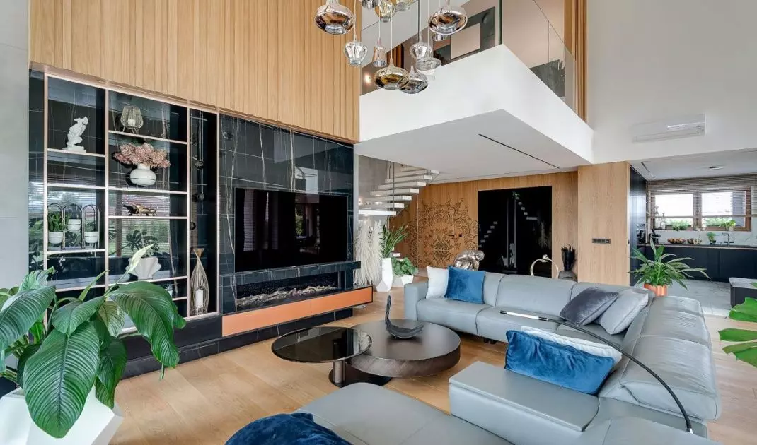 In the lounge area you will find a large gray sofa
