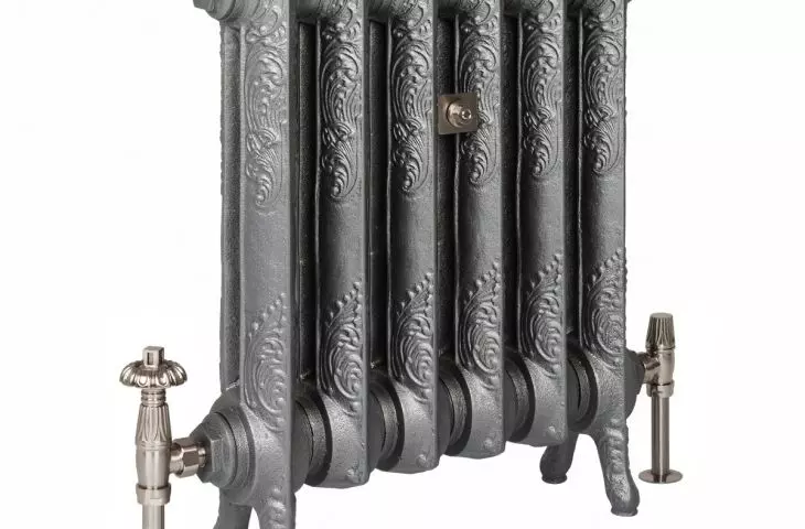 Ag Cast Iron Line Radiators, Rococo
