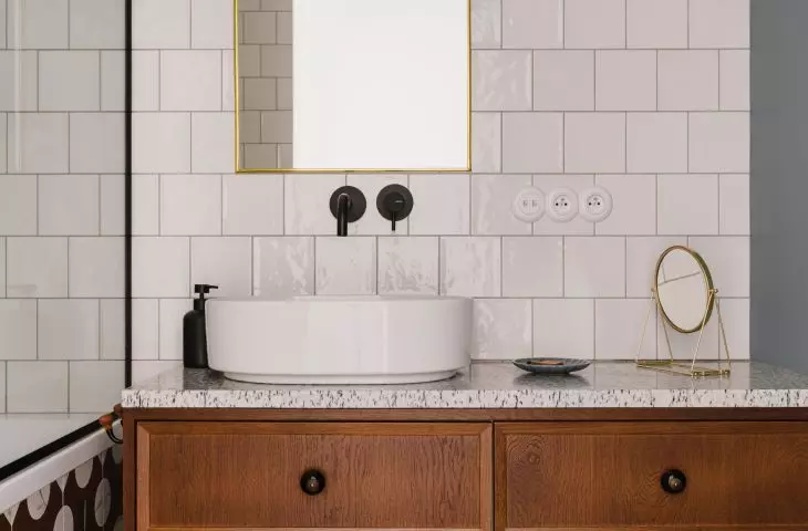 Decorative retro-style flooring adds character to the arrangement