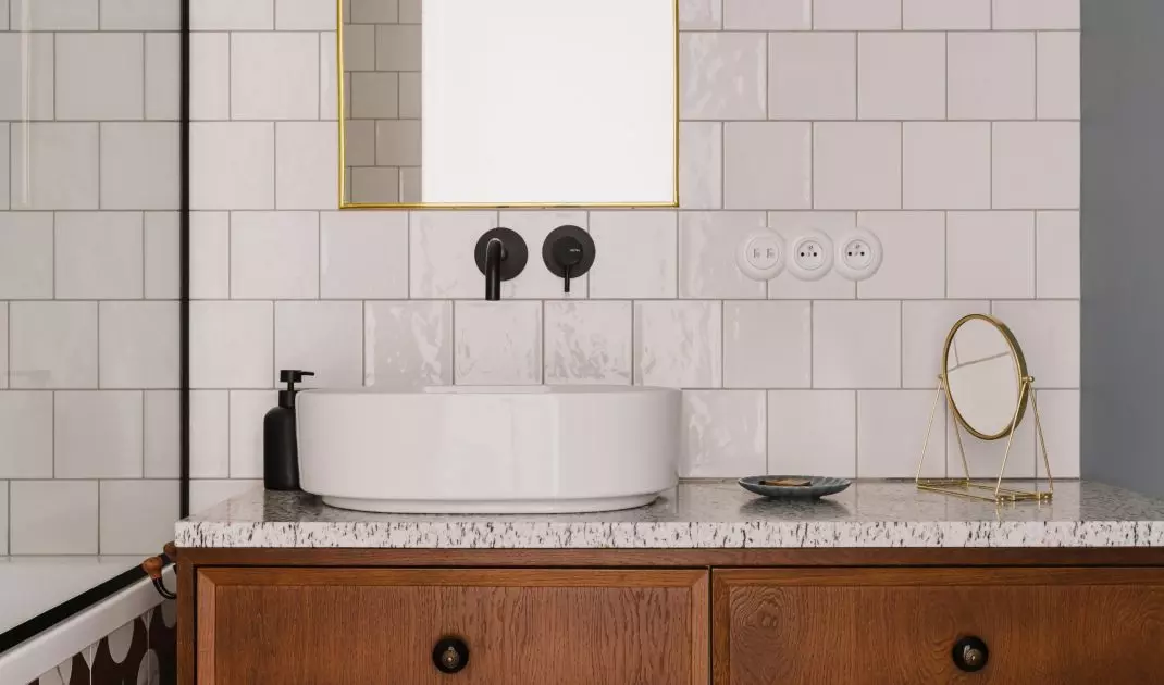 Decorative retro-style flooring adds character to the arrangement