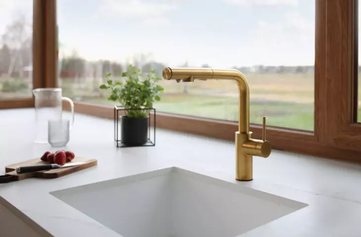 Bateria Duero Pure Basic filtrująca wodę w kolorze szczotkowanego złota