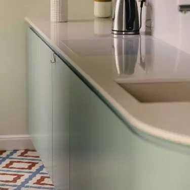 Oblique forms of furniture add gentleness