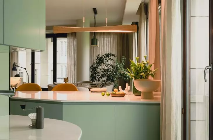 The unusual shape of the room posed a challenge