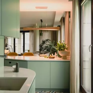 The unusual shape of the room posed a challenge