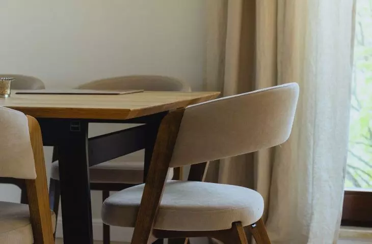 You will also find hems in the dining room