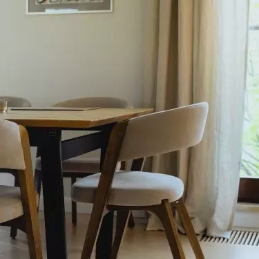 You will also find hems in the dining room