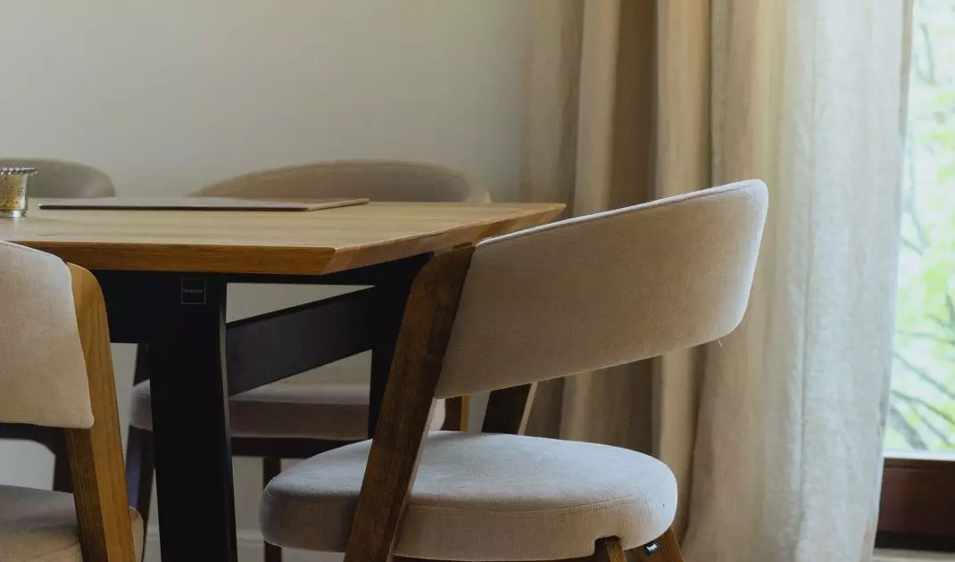 You will also find hems in the dining room