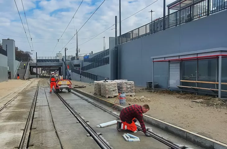 Przystanek w wykopie