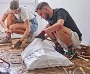 dismantling of the parquet floor on Rozbrat Street 