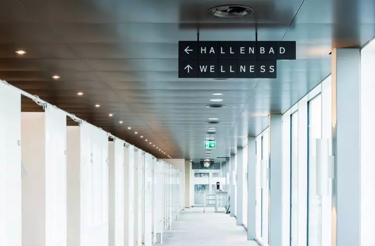 Nowe tendencje w projektowaniu sufitów: materiały, kolory i faktury Knauf Ceiling Solutions