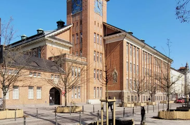 ulica Słowackiego przed SP 36 w Poznaniu