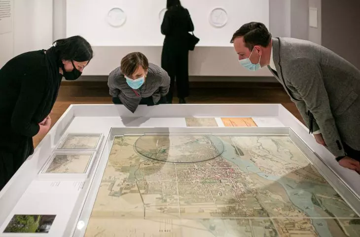 A fragment of a presentation by Małgorzata Kuciewicz of the CENTRALA Design Group from the exhibition 
