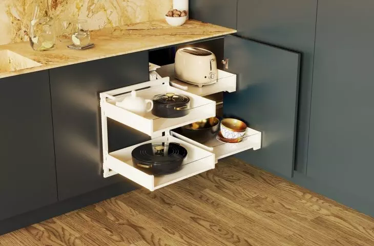 Corner Space Plus