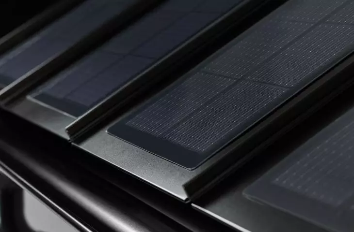 Lindab SolarRoof™ — wytrzymały dach ze zintegrowanymi panelami fotowoltaicznymi