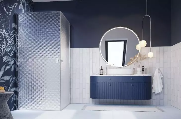 When choosing a shower enclosure, pay attention to some important details