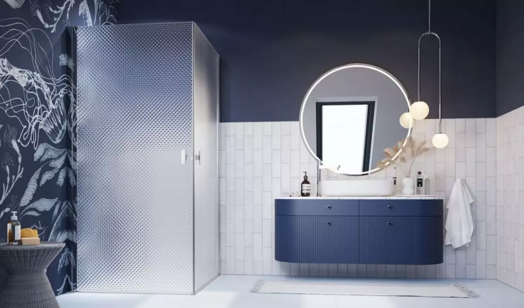 When choosing a shower enclosure, pay attention to some important details