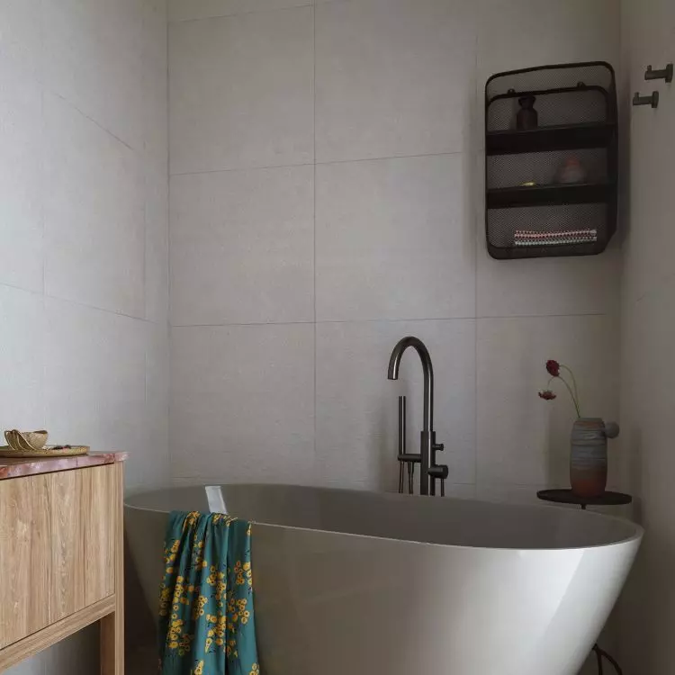 Olive ceramics give bathroom a Mediterranean feel