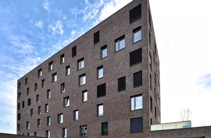 HF27. Blok mieszkalny, Czechy