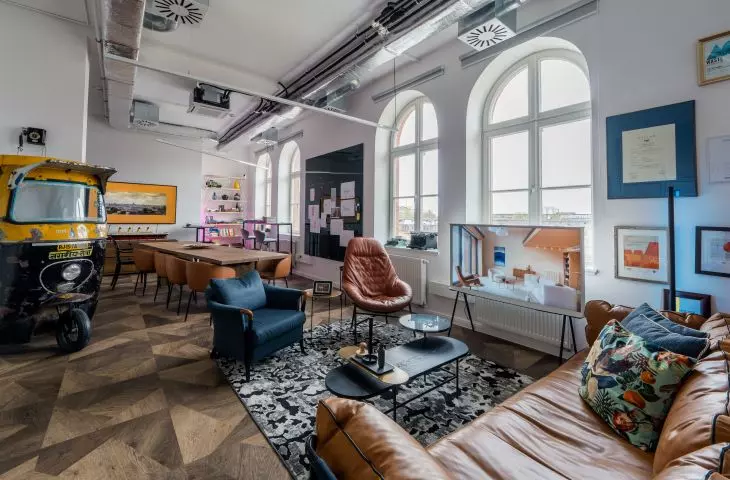 Sikora Interiors Headquarters. The choice of the Young City is not accidental