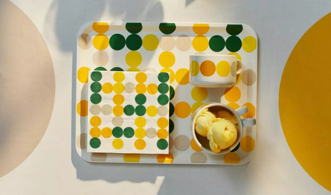 Colorful dishes are a great choice for outdoor gatherings