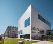 Sports Hall of the 13th High School, Wroclaw - view of the facade