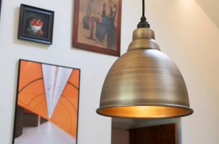 Brass pendant lamp model Brindley 49497 from English company ANVIL