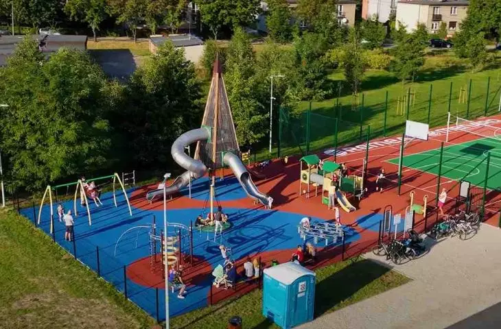 Buglo playground on revitalized grounds in Swietochlowice. Children's laughter can be heard again at the Kalina Pond.
