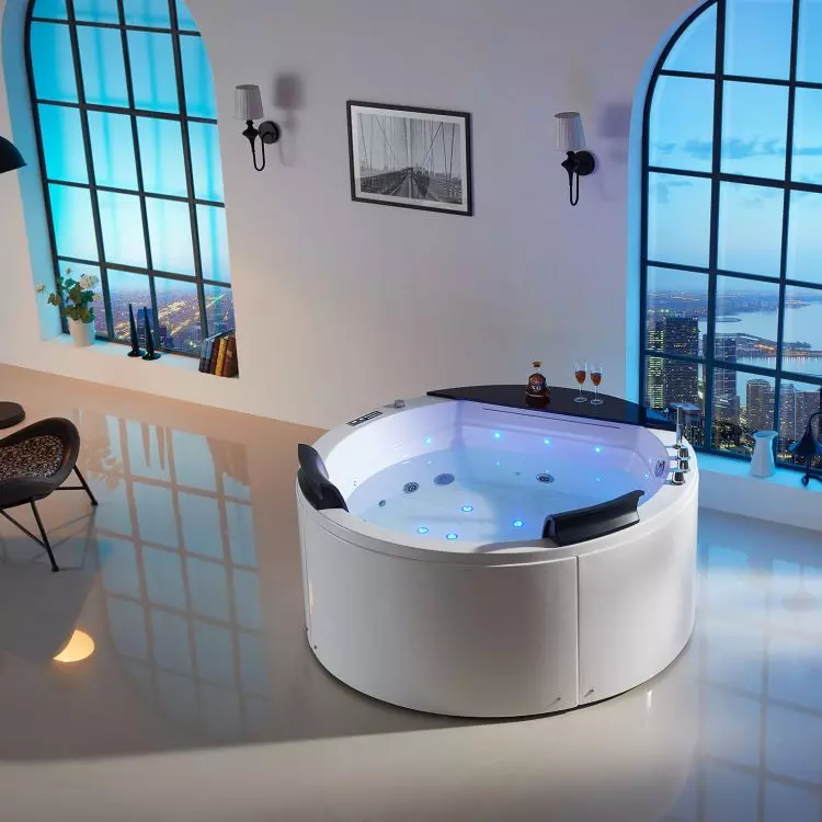 Whirlpool bath / Della 916 