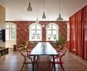 wnętrza apartamentów na katowickim Nikiszowcu, 2022