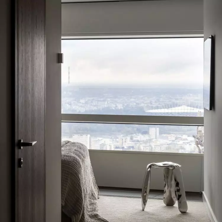 In the apartment you will find, among others, designs by Oskar Zięta