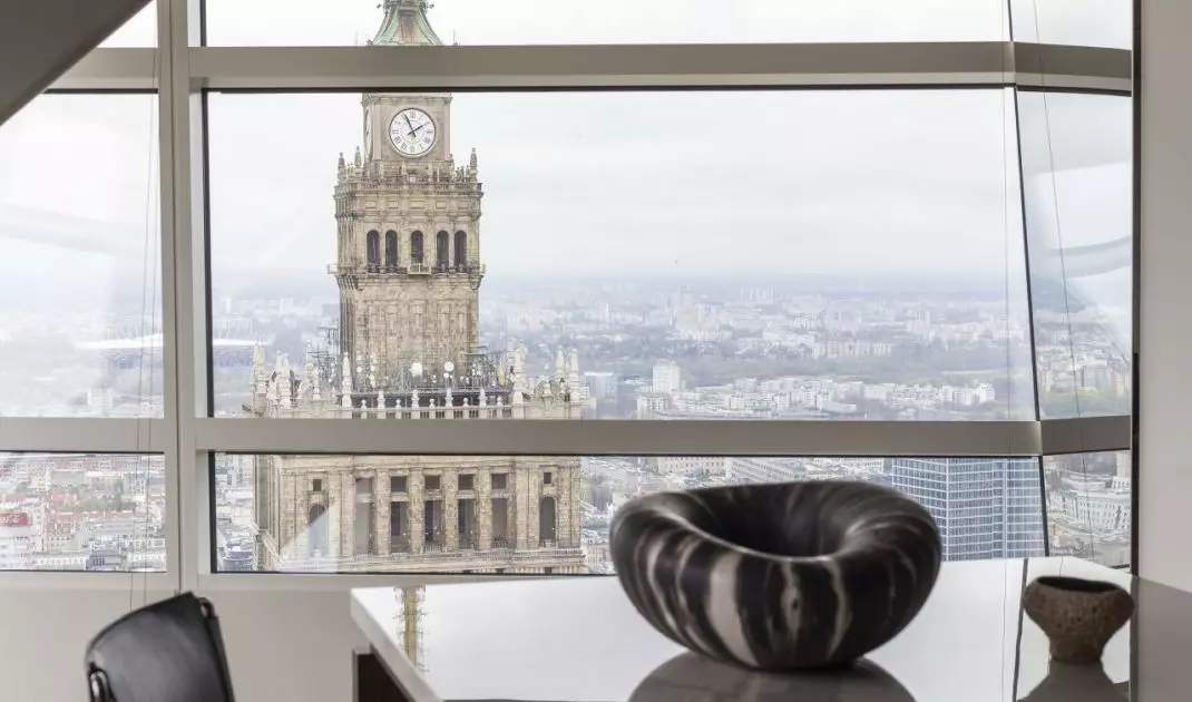 The apartment offers a beautiful view of the Warsaw skyline