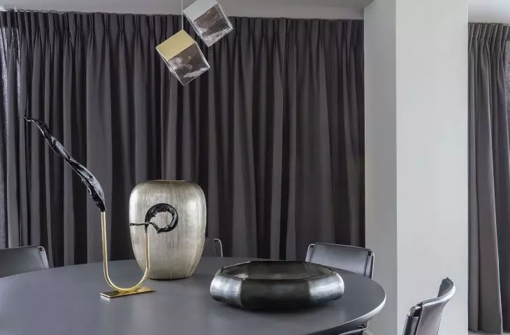 The lamp refers to salt crystals