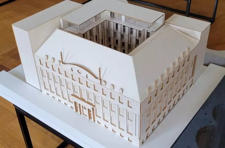 „Skarbiec” — makieta banku po adaptacji na apartamentowiec, proj.: Tekktura