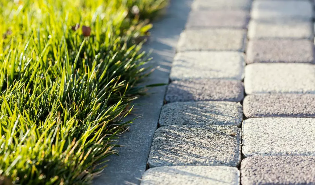 Paving blocks fade and turn gray over time