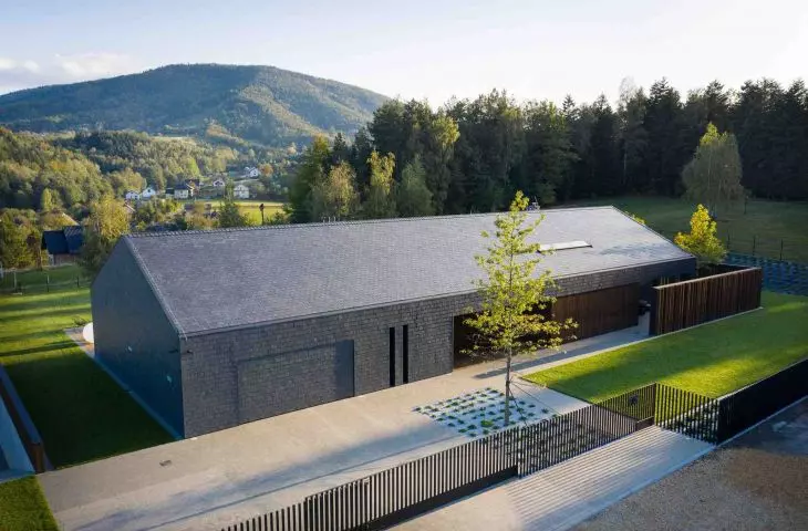 Ventilated slate facades - a durable and economical solution