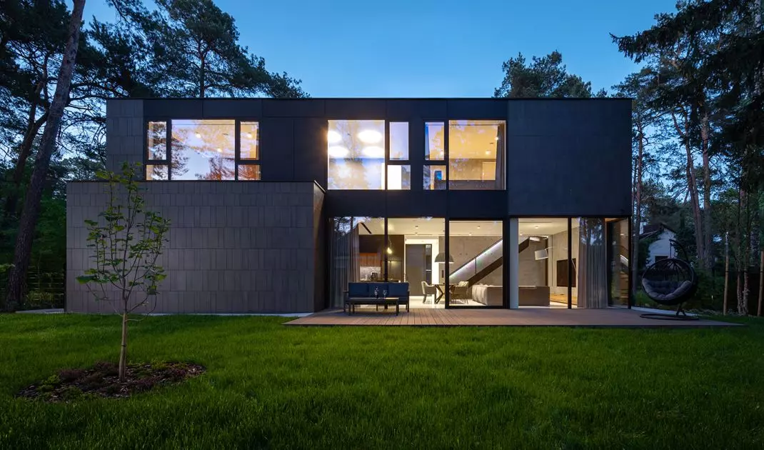 House on Walnut Street