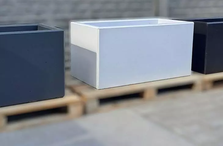 Prefabrykowane donice z betonu architektonicznego