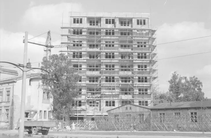 Construction of the Punktowców between Lendziona and Maple Streets, 1959-1960