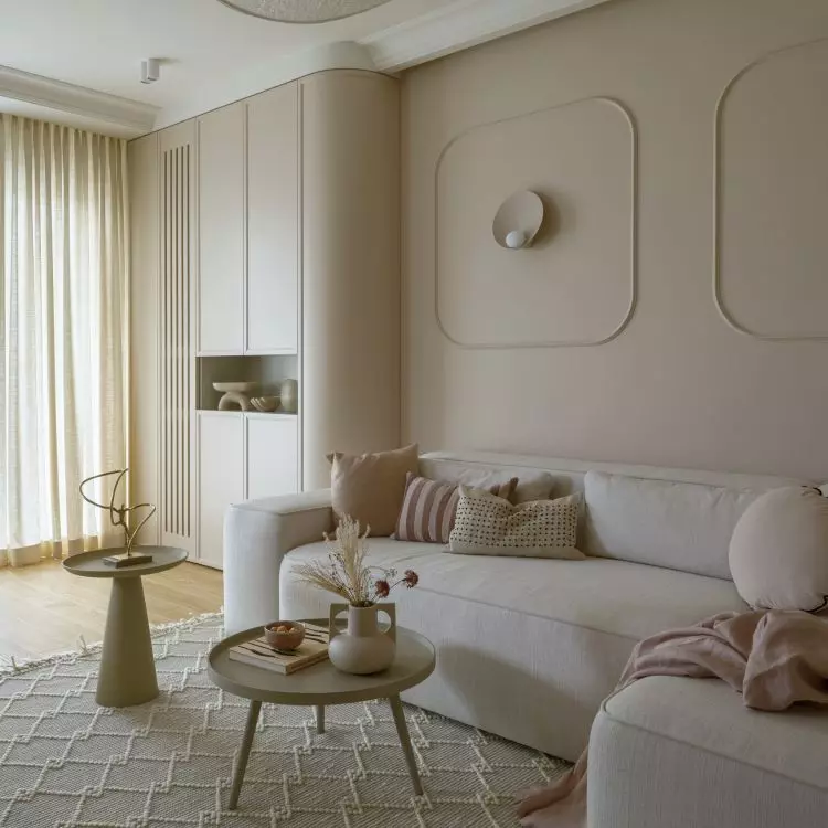 The heart of the apartment is the living area 