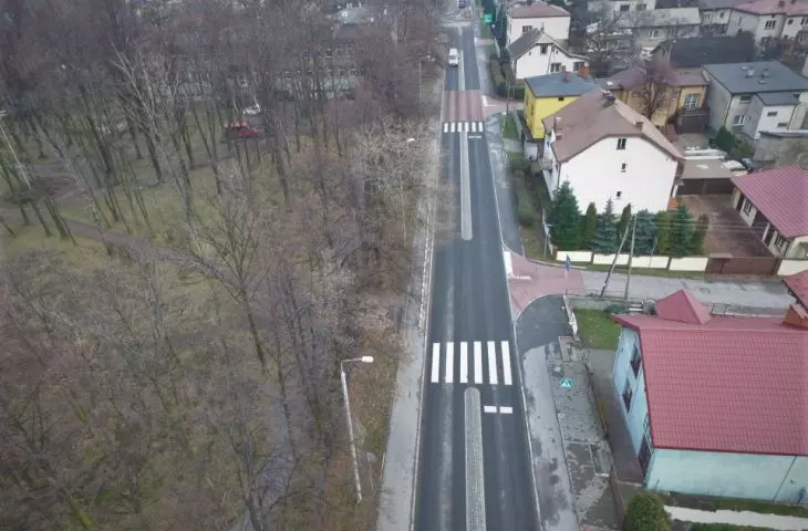 jednym z celów było uspokojenie ruchu i kameralizacja ulic