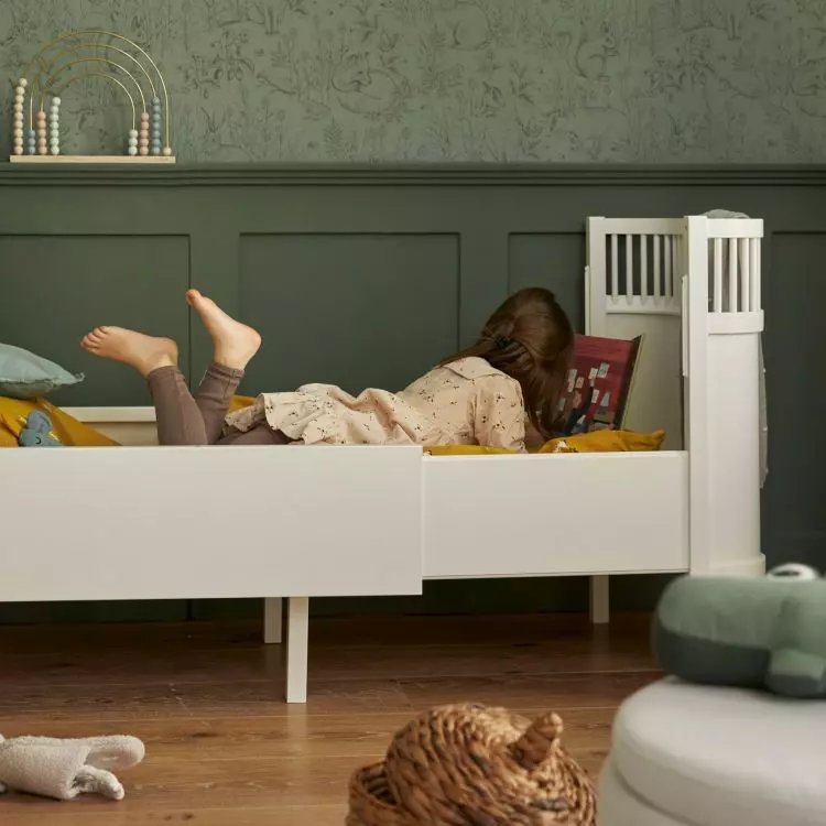 Wybierz regulowane łóżko, aby mebel posłużył dziecku na dłużej