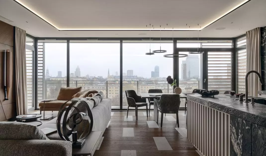 The living area offers a beautiful view of Warsaw