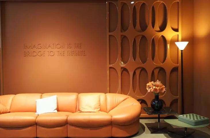 Poltrona Frau showroom using leather
