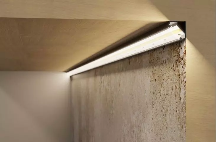 Angle profile