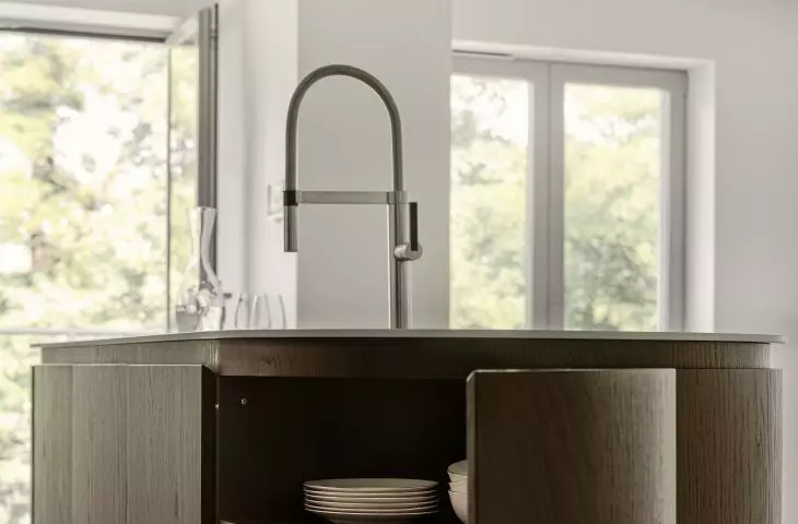 The rounded corners provide storage space